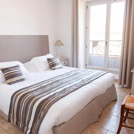 Du Vieux Chateau Hotel Cabris